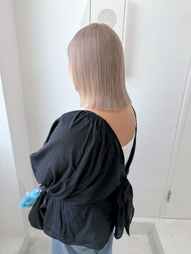 ミュー(Mu) ホワイトミルクティーベージュ