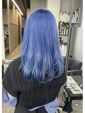 シエンゴールド(CIEN gold) ブルーカラー/レイヤーカット/ブリーチ#浜松駅#カラー#ブリーチ