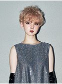 くせ毛多毛ハイトーンショートボブマッシュ絶壁ピンク