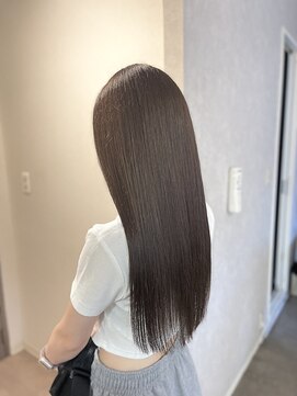 ユーリ(juli) カット/カラー/酸性ストレート/髪質改善トリートメント