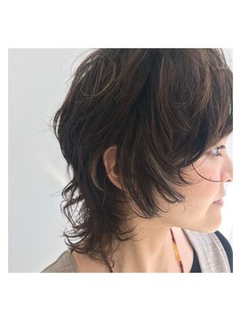 ヘアアンドフェイシャル ヴィトリーノ(Hair & Facial Vitrine) ☆大人のカジュアルモード！マッシュウェットウルフ！☆