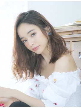 ロンド パルティール 大宮(Lond partir) 斜めバンググレージュカラーシルキーべジュマッシュパーマ[大宮]