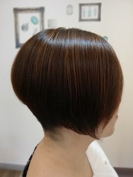 アナザードア(another door) ミックスハイライト グラデーションボブ