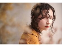 【アディクシーカラー】暗いのに透ける、明るいのに黄色くない！寒色系特化型の最強カラー材