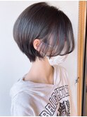 【morio 原宿】黒髪ハンサムショート　前髪なし　耳かけ　宮本