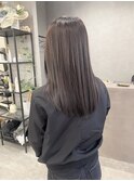 艶ストレート×透明感ダークグレージュ