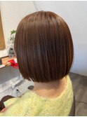 切りっぱなしボブ×マロンベージュ