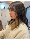オリーブグレージュ