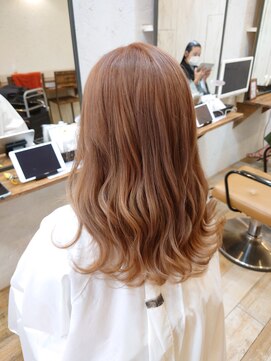 フラ(FULA) 透明感◎ミルクティーベージュ