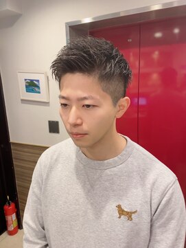 銀座マツナガ 神田店 メンズ無造作フェード束感ツイストスパイラルショートストリート