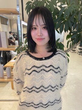 カイラ(KAILA) 顔まわりレイヤーシースルー前髪ロブボブ暗髪カラー◎杉本