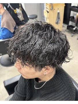 フイ 代々木(Hui) スパイキーショート/ハイトーンカラー/マッシュパーマ/men's/