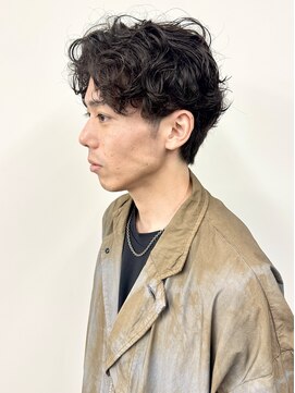 モリオ(morio) 無造作パーマワイルドセンターパートマッシュ