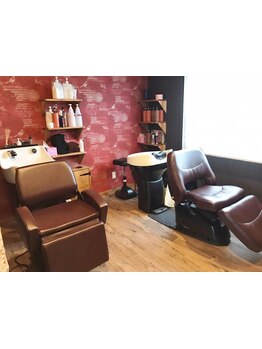 日頃の疲れを癒す極上スパをご用意◎頭皮の汚れをスッキリ落とし、髪も心も癒される贅沢時間をお届け♪