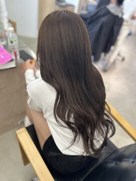 ヴィンスジオ 岐阜駅南(vince gio) グレージュ/外巻き/レイヤーカット