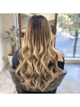 スタジオフツーロ バイ ビーヘアー(STUDIO FUTURO by BEhair) プルエクステ