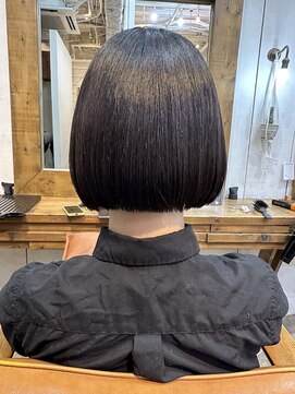 ニューラインギンザ(New-Line 銀座) ストレートボブ