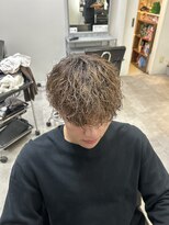 イーラ アメ村店(era)&nbsp;波巻きパーマパーマ/メンズ/刈り上げ/眉毛/ツイスト