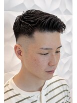 ゼロスバーバー(0's BARBER SHOP) フェード/バーバースタイル/アップバング/ショート/ビジネス