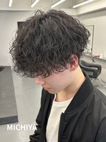 アンドメゾンオム(&Maison. homme) センターパート/ニュアンスパーマ/毛流れパーマ/波巻きパーマ