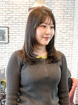エン(YENN) ミディアムレイヤー×オリーブブラウン