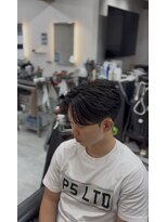 ショット 高槻(SHOT) 曲がる縮毛矯正のセンターパート