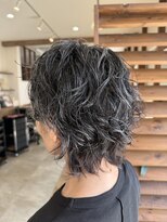 リノ 辻堂(lino)&nbsp;くせ毛活かしショートウルフ