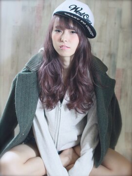 エンリエド(ENLIED) キャップも似合っちゃうくせ毛風無造作ウェーブ