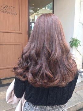 リゼル ユア 渋谷(RISEL YUA) カラーだけで一番明るいピンクベージュ