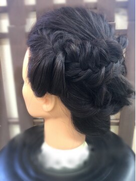 ヘアーサロン ティアレ(hair salon Tiare) 編み込み黒髪艶感フルアップ♪大人綺麗