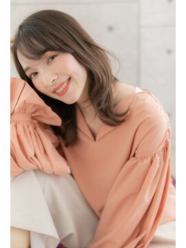 ミック ヘアアンドメイク アップ 駒込店(miq Hair&Make up) 外ハネカール×斜めバングの色っぽくびれセミディ