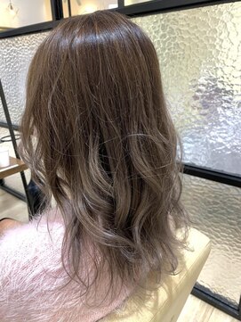 リジェールビューティガーデン(REJOUIR BEAUTY GARDEN) グラデーション