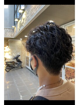 ティンク センター南 (Tink) カット＋ツイストスパイラルパーマ