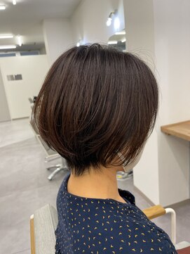 イラ(Era) ショートボブ/ナチュラルハイライト
