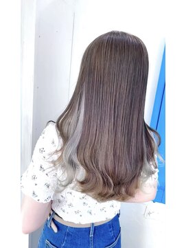 ウーロス(uros.) シルバーベージュインナー