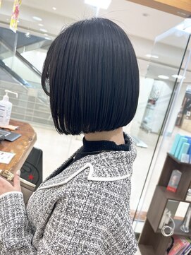 モリオ フロム ロンドン サッポロファクトリー店(morio FROM LONDON) 【morio】札幌ボブ ぱつっと収まるボブ