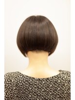 ナイン(nine)&nbsp;【吉祥寺/nine】前下がりボブ　襟足刈り上げバージョン 無しも可