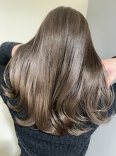 《ケアカラー、ケアブリーチ》髪の強度を上げるグリッターボンド配合