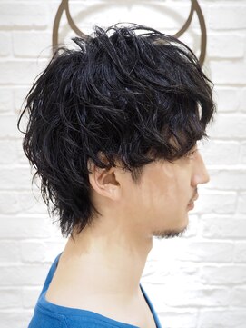 ヨシザワインク プレミアム 横浜 桜木町店(YOSHIZAWA Inc. PREMIUM) メンズ黒髪ウルフスパイラルパーマ/理容室バーバー