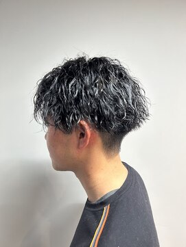 イッヒ 茅ヶ崎(IHHI) ツイストスパイラルパーマ