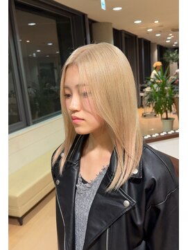 アウラ(AURA) ミルクティーベージュ