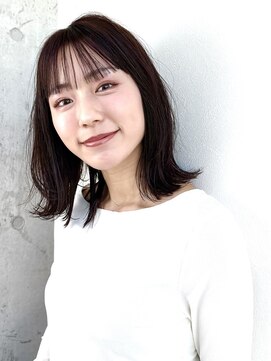 ディーエックス ウエスト(Dxxxx WEST) 外はねボブ　韓国/顔周りカット/レイヤーカット/イルミナカラー