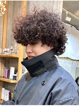 ナループロアオハナ(Nalu pu loa ohana) ポップコーンパーマアフロパーマくるくるパーマプードルパーマ