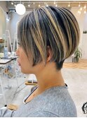 【バレイヤージュ】ハイライト/刈り上げマッシュショート/小顔