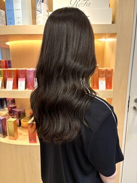 シダ(sida SAIIN) 【西村】20代30代ダークチョコレート