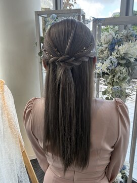 ヘアセット専門サロン by OKINAWA WATABE WEDDING 那覇店 ハーフアップ