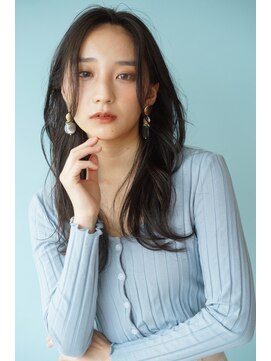 ルフュージュ バイ プロデュース 相模大野店(Refuge by Produce) 暗髪/レイヤーカット/長めバング