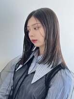 トリッカ 銀座(tricca)&nbsp;ミディアム/艶髪/ブルーブラック/縮毛矯正/ストレート