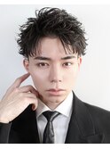 刈り上げアップバングアクティブショート短髪ビジネスショート
