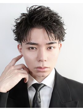 オーシャントーキョー ホワイト 原宿(OCEAN TOKYO WHITE) 刈り上げアップバングアクティブショート短髪ビジネスショート